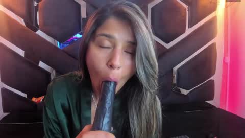 Snapshot of lilith_nv chatting on February 2025 05:22:02 PM Lilith online show from February 2025 05:22:02 PM