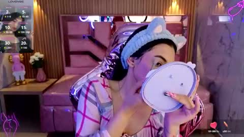 Lilith  online show from October 2025 03:51:02 AM