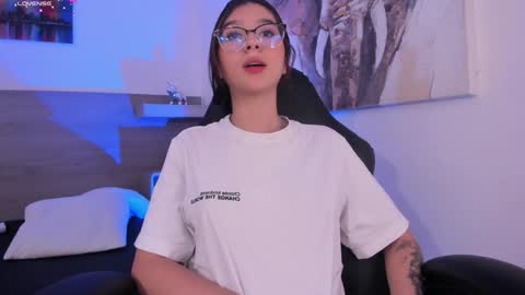 Snapshot of lilith_sage_ chatting on January 2025 06:14:01 PM lilith_sage_ online show from January 2025 06:14:01 PM