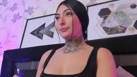 Snapshot of lilith_thompson chatting on September 2025 05:46:02 PM lilith_thompson online show from September 2025 05:46:02 PM