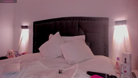 lilith_thompson online show from October 2025 02:44:01 AM