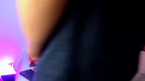 Snapshot of lilithandjacob chatting on December 2024 09:37:02 PM online show from December 2024 09:37:02 PM