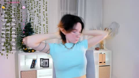 Lilith online show from January 2025 04:14:02 AM