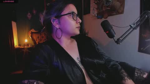 lilithmystic01 online show from February 2025 03:52:01 AM