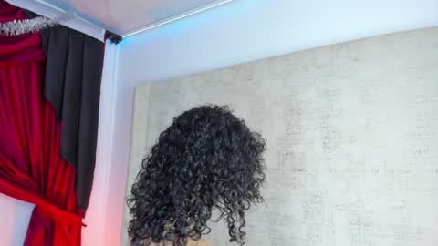 Snapshot of lilithsteinberg chatting on December 2024 06:56:02 PM jessi 3 online show from December 2024 06:56:02 PM