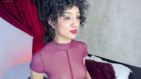 Snapshot of lilithsteinberg chatting on December 2024 07:01:01 PM jessi 3 online show from December 2024 07:01:01 PM