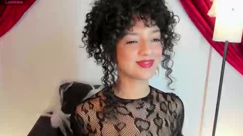 Snapshot of lilithsteinberg chatting on October 2025 07:35:02 PM jessi 3 online show from October 2025 07:35:02 PM