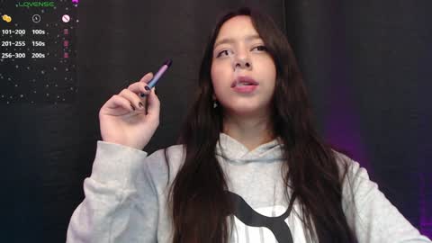 Snapshot of lilithwallkeer chatting on December 2024 03:26:02 AM Maria online show from December 2024 03:26:02 AM