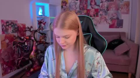 lilitrosen online show from November 2025 05:35:01 PM