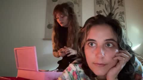lilldaddysgirl online show from September 2025 03:46:01 PM