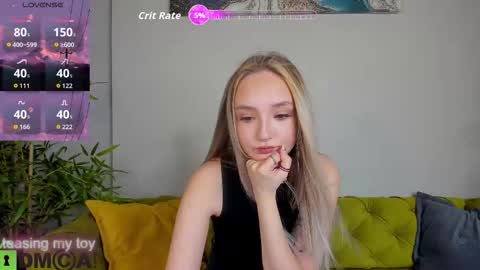 LILY online show from September 2025 08:25:01 AM