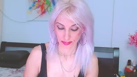 Snapshot of lillianasara chatting on February 2025 07:15:02 AM Lara online show from February 2025 07:15:02 AM