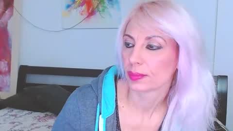 Snapshot of lillianasara chatting on February 2025 07:05:02 PM Lara online show from February 2025 07:05:02 PM