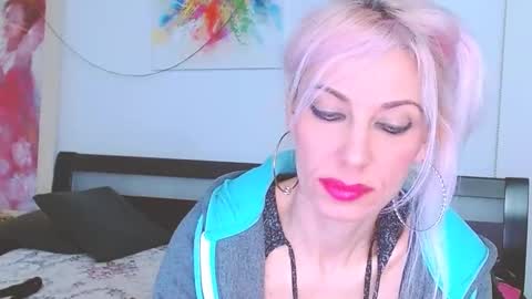 Snapshot of lillianasara chatting on March 2025 03:13:02 AM Lara online show from March 2025 03:13:02 AM