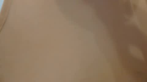 Snapshot of lillkit chatting on October 2025 09:27:02 PM Lilu online show from October 2025 09:27:02 PM