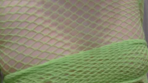 Snapshot of lillkit chatting on October 2025 09:27:01 PM Lilu online show from October 2025 09:27:01 PM