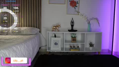 Sofia online show from October 2025 12:35:01 PM