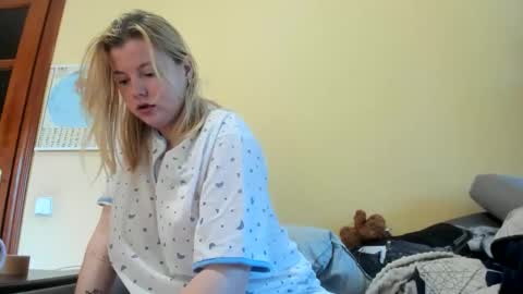 Snapshot of lillydepp chatting on October 2025 12:17:02 PM Lilly Depp online show from October 2025 12:17:02 PM