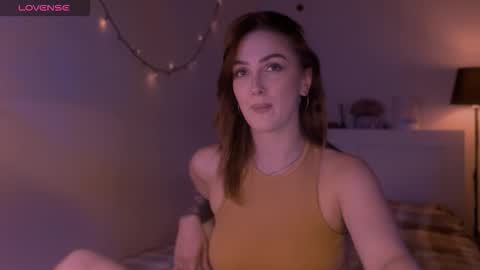 LillyFarey online show from September 2025 04:54:01 PM