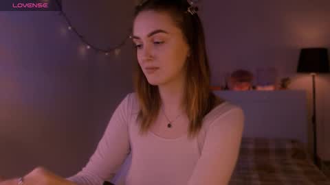 LillyFarey online show from October 2025 06:48:01 PM