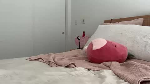 Snapshot of lillysweetsss chatting on October 2025 10:18:02 PM Lilly online show from October 2025 10:18:02 PM