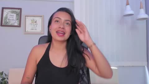 Snapshot of lilo_rose chatting on October 2025 05:58:02 PM Lilo online show from October 2025 05:58:02 PM