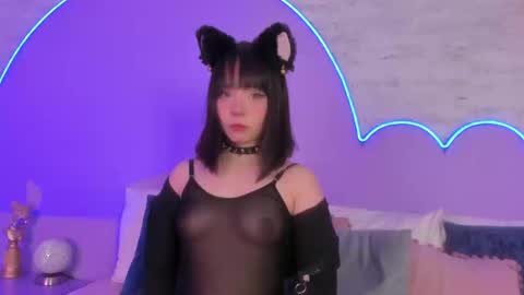 Lilou online show from September 2025 02:22:01 PM