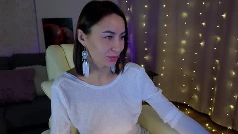 Lilu online show from February 2025 04:44:01 PM