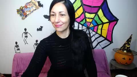 Snapshot of lilugrants chatting on October 2025 06:46:02 PM lilugrants online show from October 2025 06:46:02 PM