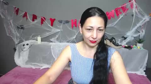 Snapshot of lilugrants chatting on November 2025 07:05:01 PM lilugrants online show from November 2025 07:05:01 PM