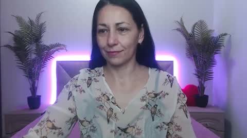 Snapshot of lilugrants chatting on November 2025 08:19:01 PM lilugrants online show from November 2025 08:19:01 PM