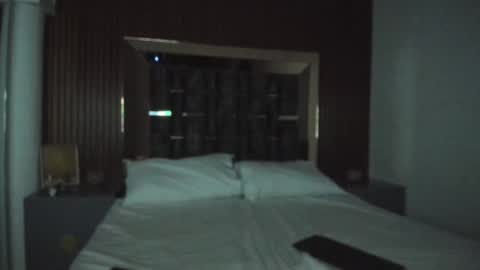 lily_divine_ online show from September 2025 07:28:01 PM