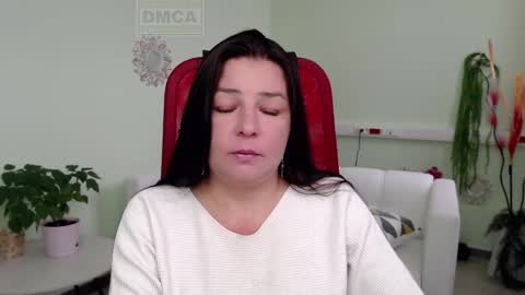 Snapshot of lily_flower7_ chatting on September 2025 05:43:02 AM Lily online show from September 2025 05:43:02 AM