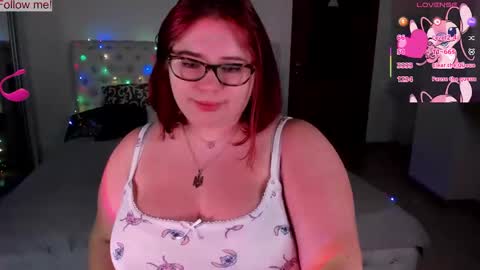 Elina  online show from September 2025 10:47:01 PM