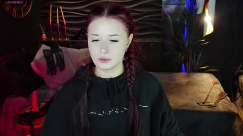 Lily online show from October 2025 07:41:02 AM