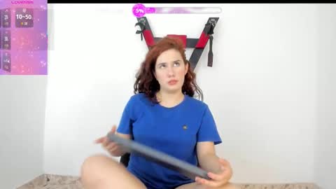 Snapshot of lily_red_butterfly chatting on October 2025 04:02:02 AM Lily online show from October 2025 04:02:02 AM