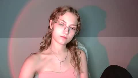 small lily online show from September 2025 03:12:02 PM