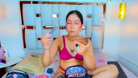 lilyandjuan_ online show from September 2025 09:37:01 PM
