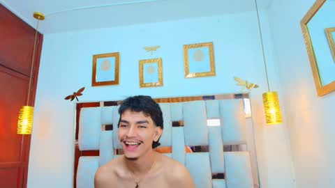 lilyandjuan_ online show from September 2025 07:48:01 PM