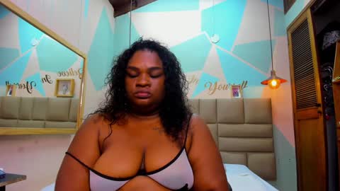 Lily online show from January 2025 09:13:01 AM