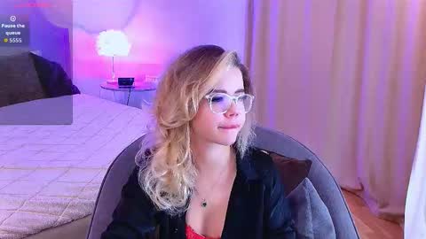 Snapshot of lilyrabbit chatting on September 2025 05:34:02 AM Rose online show from September 2025 05:34:02 AM