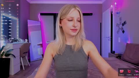 Lily online show from January 2025 01:41:01 PM