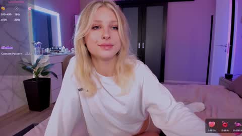 Lily online show from February 2025 04:04:01 PM