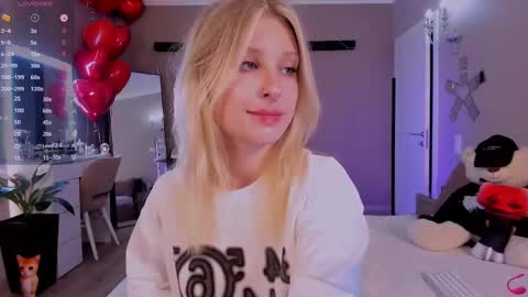 Lily online show from February 2025 06:35:02 PM
