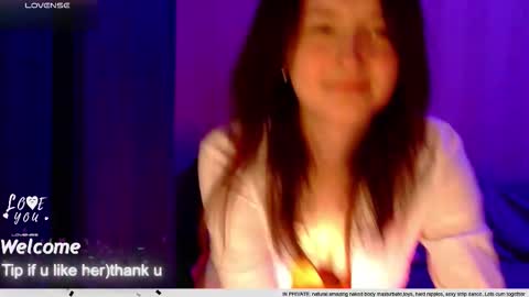 Snapshot of lilyxsky chatting on October 2025 04:04:01 PM LilyXSky online show from October 2025 04:04:01 PM