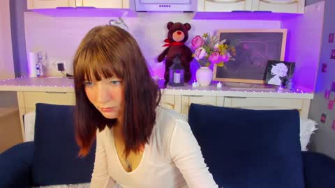 Lina blueeyed    GMT3 1100-1700 Mon Wed Thu Sat Sun online show from December 2024 11:19:01 AM