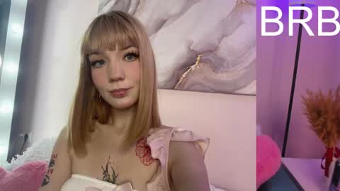 Lina blueeyed    GMT3 1100-1700 Mon Wed Thu Sat Sun online show from January 2025 11:09:02 AM