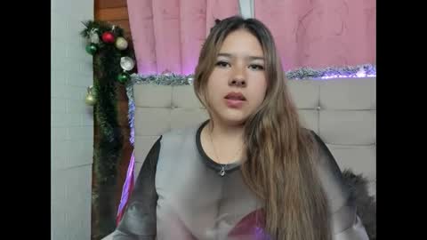 Lina Browm online show from December 2024 07:57:01 PM
