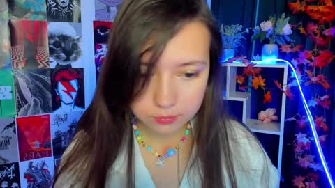 Lina online show from December 2024 02:31:02 AM