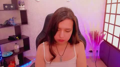 Lina online show from December 2024 05:21:01 AM